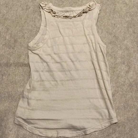 Button Ruffle Tank - Picture 6 of 8